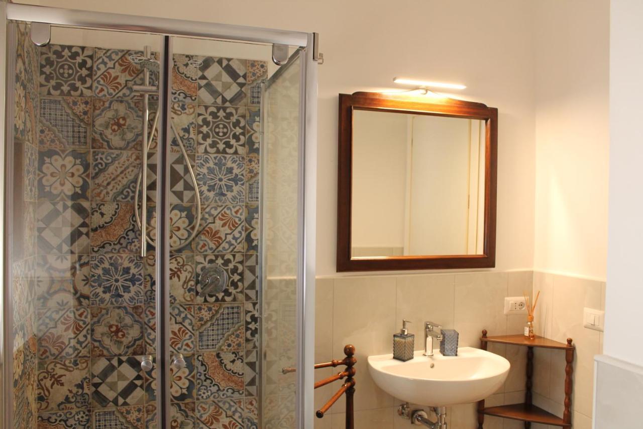 Casa Hari Bed and Breakfast Salerno Exteriör bild